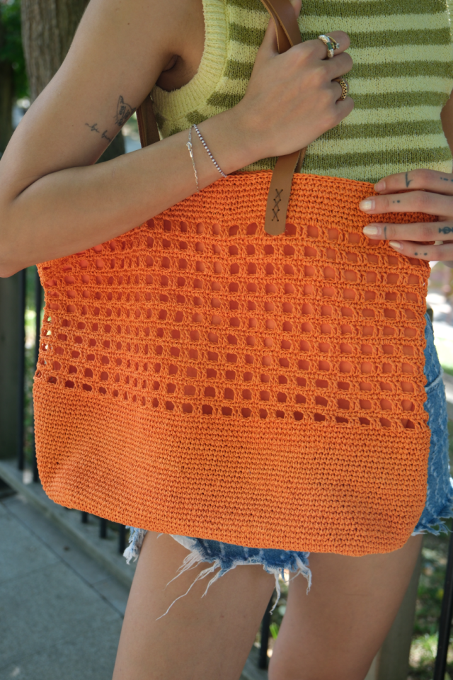 ORANGE RAFFIA BEACH BAG
